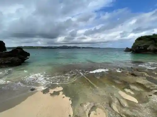 古宇利の竜宮(沖縄県)