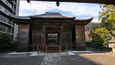 名古屋東照宮の{uncategorized: "未分類", other: "その他", undefined: "問題あり", building: "その他建物", grave: "お墓", sacred_gate: "鳥居", guardian: "狛犬", statue: "像", buddha: "仏像", history: "歴史", nature: "自然", garden: "庭園", animal: "動物", pagoda: "塔", temizu: "手水舎", mountain_gate: "山門・神門", sanctuary: "本殿・本堂", subordinate: "末社・摂社", art: "芸術", scenery: "景色", jizo: "地蔵", ema: "絵馬", goshuin: "御朱印", omikuji: "おみくじ", items: "授与品その他", amulet: "お守り", goshuincho: "御朱印帳", eats: "食事", festival: "お祭り", votive_dance: "神楽", shichigosan: "七五三参", wedding: "結婚式", experience: "体験その他", initially: "初詣", around: "周辺", anti_infection: "感染症対策"}