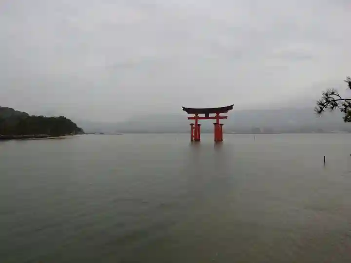 厳島神社(広島県)