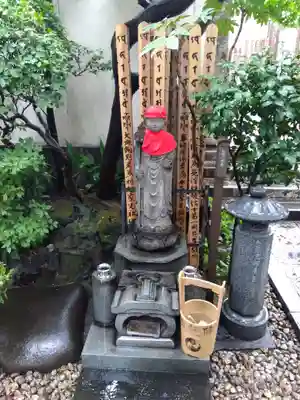 成就院の地蔵