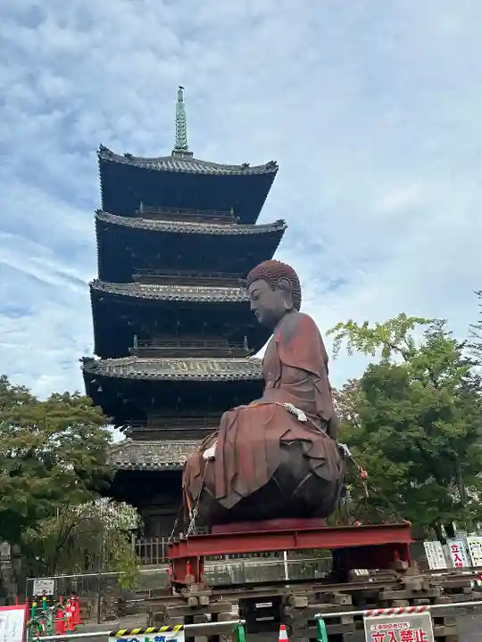 八事山 興正寺の仏像