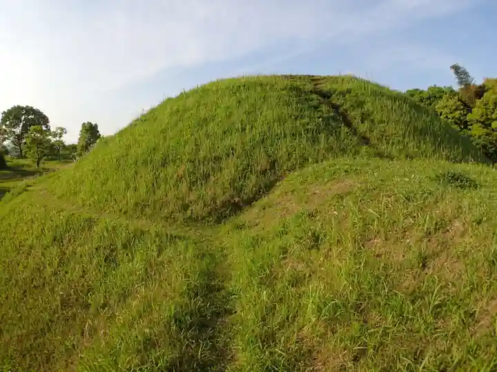 都萬神社の周辺