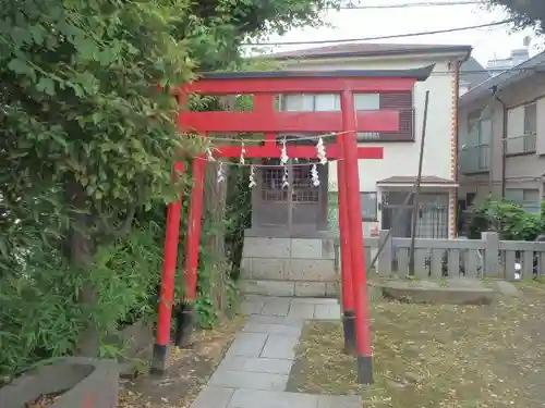 上平間八幡大神の末社・摂社