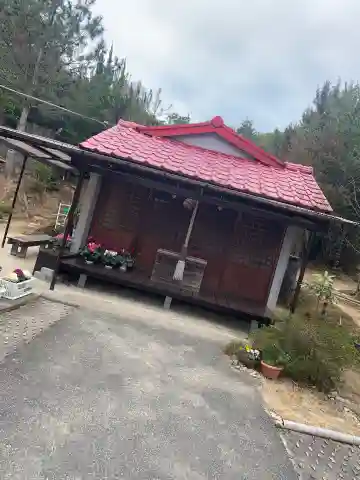 長澤稲荷神社の本殿・本堂