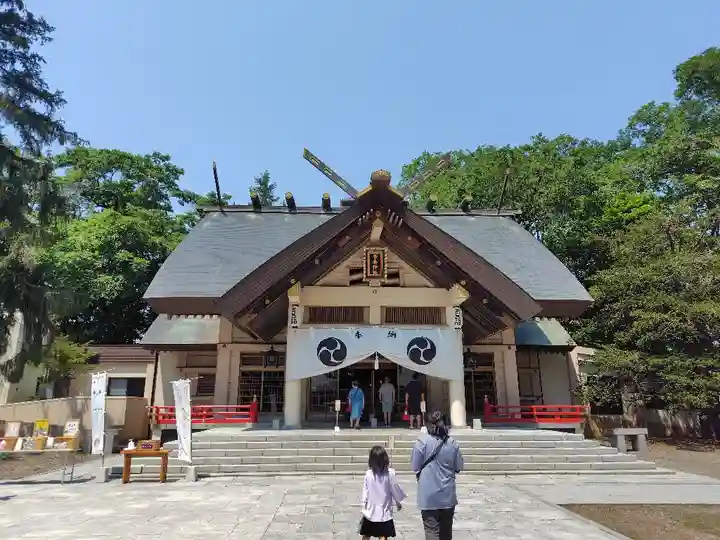 帯廣神社の本殿・本堂