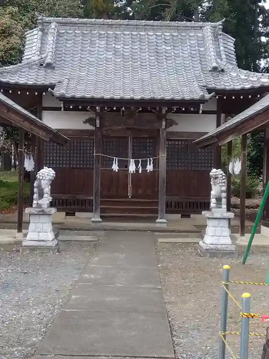 塚田三嶋神社の本殿