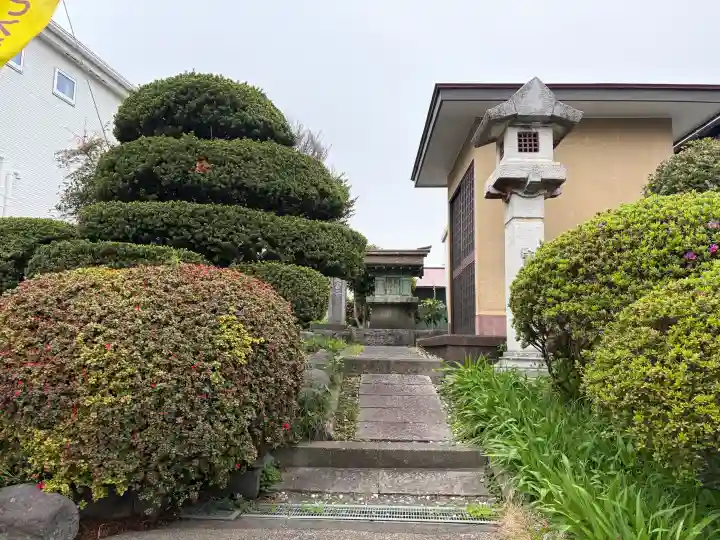 大口真神の{uncategorized: "未分類", other: "その他", undefined: "問題あり", building: "その他建物", grave: "お墓", sacred_gate: "鳥居", guardian: "狛犬", statue: "像", buddha: "仏像", history: "歴史", nature: "自然", garden: "庭園", animal: "動物", pagoda: "塔", temizu: "手水舎", mountain_gate: "山門・神門", sanctuary: "本殿・本堂", subordinate: "末社・摂社", art: "芸術", scenery: "景色", jizo: "地蔵", ema: "絵馬", goshuin: "御朱印", omikuji: "おみくじ", items: "授与品その他", amulet: "お守り", goshuincho: "御朱印帳", eats: "食事", festival: "お祭り", votive_dance: "神楽", shichigosan: "七五三参", wedding: "結婚式", experience: "体験その他", initially: "初詣", around: "周辺", anti_infection: "感染症対策"}