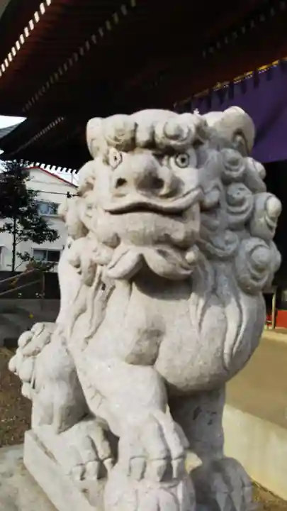穴川神社の狛犬
