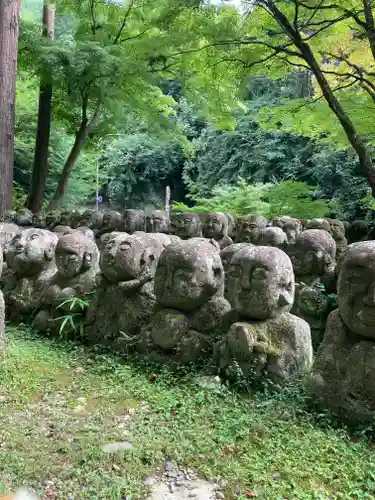 愛宕念仏寺の仏像