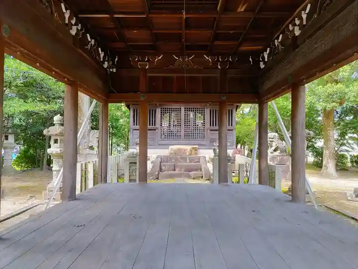 春日社の本殿・本堂