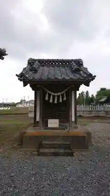 諏訪神社の末社・摂社