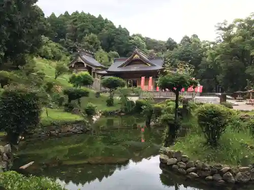 都農神社の庭園