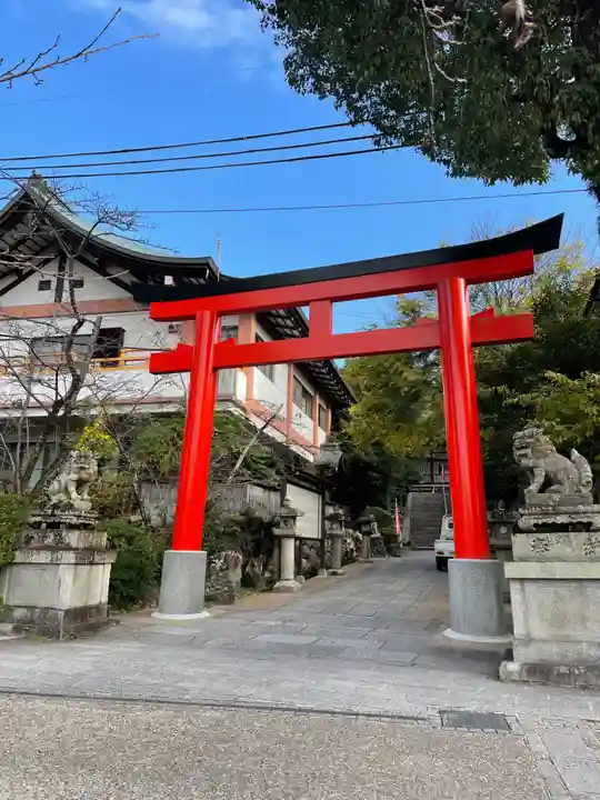 宇治神社の鳥居