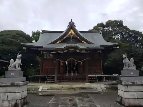 一瓶塚稲荷神社の本殿