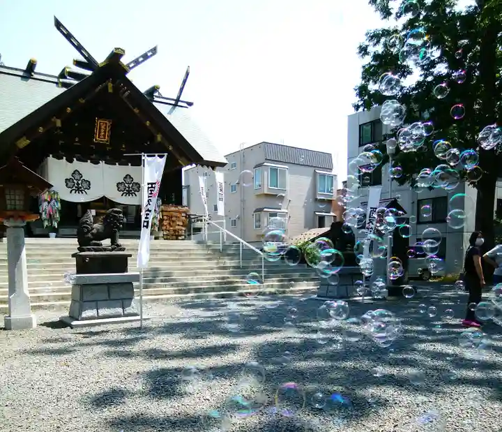 札幌諏訪神社の本殿・本堂