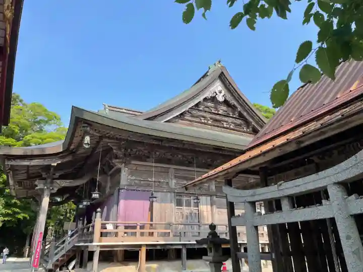 成相寺の本殿・本堂