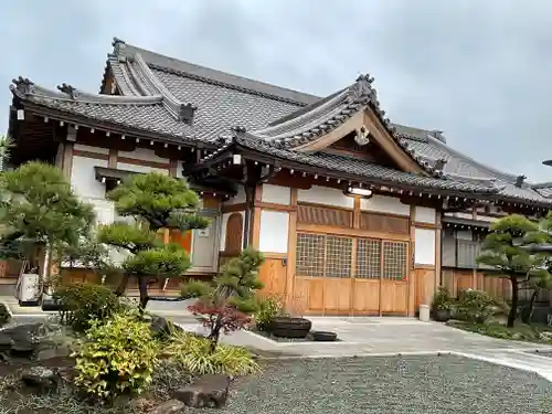 弘誓院の本殿・本堂