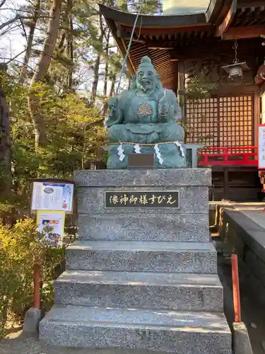 平塚三嶋神社の像