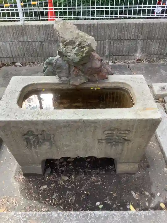 稲穂社の手水舎