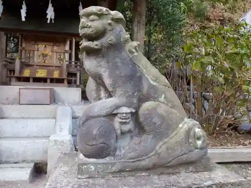 御霊神社の狛犬