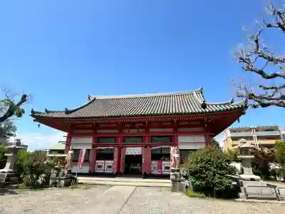 愛染堂勝鬘院の本殿・本堂