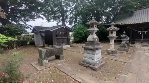 精忠神社の末社・摂社