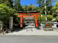 丹生川上神社(中社)の{uncategorized: "未分類", other: "その他", undefined: "問題あり", building: "その他建物", grave: "お墓", sacred_gate: "鳥居", guardian: "狛犬", statue: "像", buddha: "仏像", history: "歴史", nature: "自然", garden: "庭園", animal: "動物", pagoda: "塔", temizu: "手水舎", mountain_gate: "山門・神門", sanctuary: "本殿・本堂", subordinate: "末社・摂社", art: "芸術", scenery: "景色", jizo: "地蔵", ema: "絵馬", goshuin: "御朱印", omikuji: "おみくじ", items: "授与品その他", amulet: "お守り", goshuincho: "御朱印帳", eats: "食事", festival: "お祭り", votive_dance: "神楽", shichigosan: "七五三参", wedding: "結婚式", experience: "体験その他", initially: "初詣", around: "周辺", anti_infection: "感染症対策"}