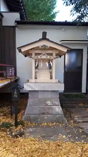 田無神社の末社