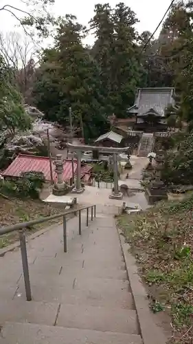 木曽三社神社の景色