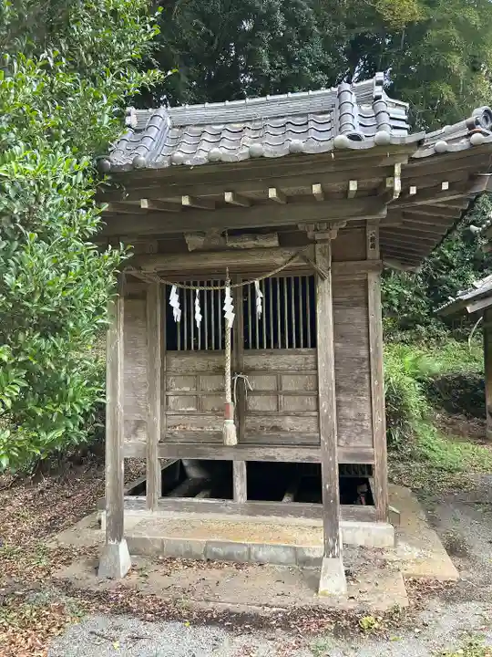 豊間諏訪神社の末社・摂社