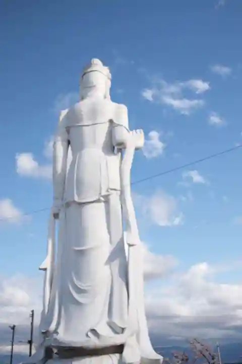 韮崎平和観音(山梨県)