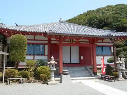光照寺の本殿・本堂