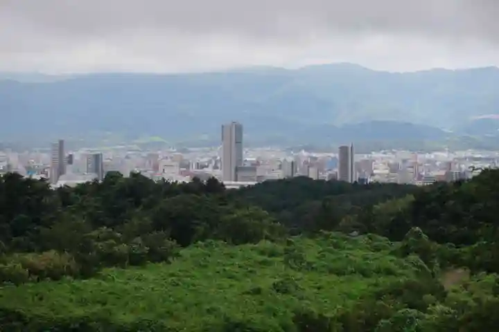 高屋敷稲荷神社の景色