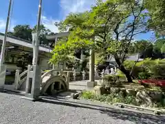 伊奈冨神社の鳥居