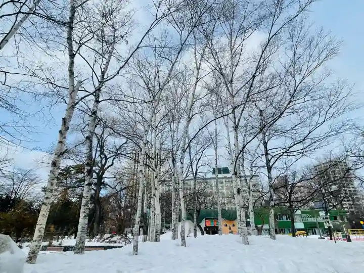 水天宮の{uncategorized: "未分類", other: "その他", undefined: "問題あり", building: "その他建物", grave: "お墓", sacred_gate: "鳥居", guardian: "狛犬", statue: "像", buddha: "仏像", history: "歴史", nature: "自然", garden: "庭園", animal: "動物", pagoda: "塔", temizu: "手水舎", mountain_gate: "山門・神門", sanctuary: "本殿・本堂", subordinate: "末社・摂社", art: "芸術", scenery: "景色", jizo: "地蔵", ema: "絵馬", goshuin: "御朱印", omikuji: "おみくじ", items: "授与品その他", amulet: "お守り", goshuincho: "御朱印帳", eats: "食事", festival: "お祭り", votive_dance: "神楽", shichigosan: "七五三参", wedding: "結婚式", experience: "体験その他", initially: "初詣", around: "周辺", anti_infection: "感染症対策"}