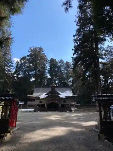 伊和神社の本殿・本堂