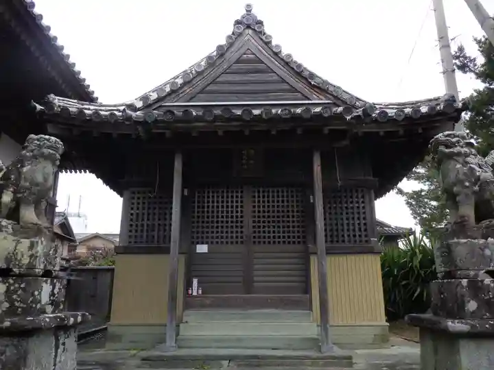 八幡総社両神社の本殿・本堂