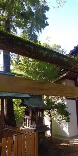 岡崎神社の末社・摂社
