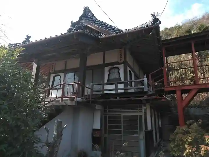 薬善寺の本殿・本堂