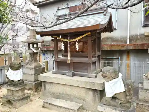 打出天神社の末社