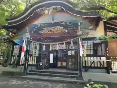 新屋山神社の本殿