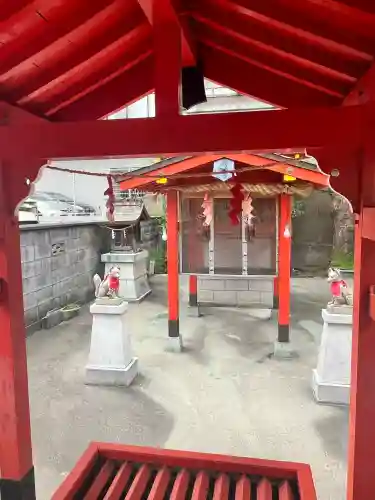 六宮神社の{uncategorized: "未分類", other: "その他", undefined: "問題あり", building: "その他建物", grave: "お墓", sacred_gate: "鳥居", guardian: "狛犬", statue: "像", buddha: "仏像", history: "歴史", nature: "自然", garden: "庭園", animal: "動物", pagoda: "塔", temizu: "手水舎", mountain_gate: "山門・神門", sanctuary: "本殿・本堂", subordinate: "末社・摂社", art: "芸術", scenery: "景色", jizo: "地蔵", ema: "絵馬", goshuin: "御朱印", omikuji: "おみくじ", items: "授与品その他", amulet: "お守り", goshuincho: "御朱印帳", eats: "食事", festival: "お祭り", votive_dance: "神楽", shichigosan: "七五三参", wedding: "結婚式", experience: "体験その他", initially: "初詣", around: "周辺", anti_infection: "感染症対策"}