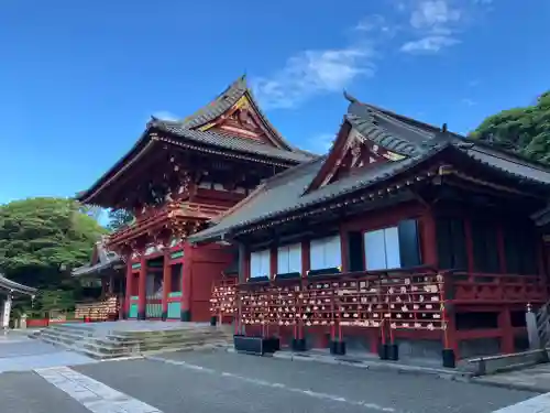 鶴岡八幡宮の本殿・本堂