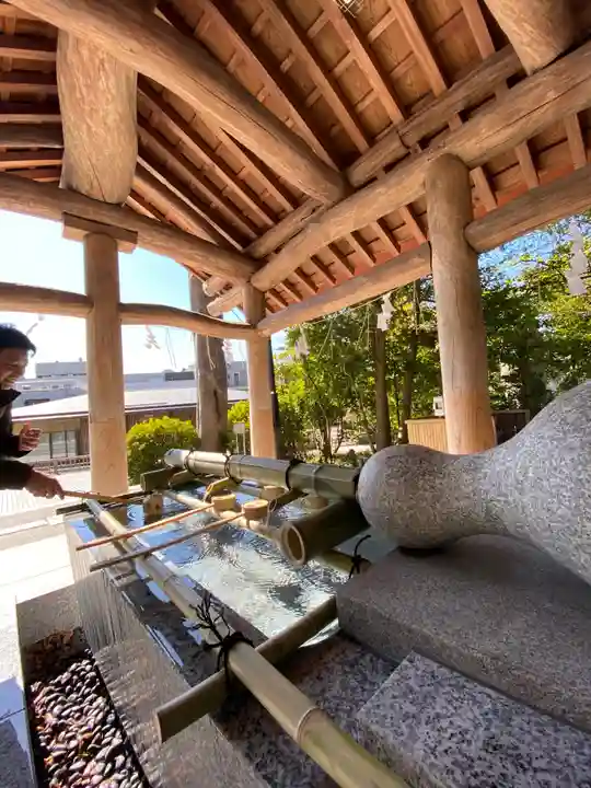 東郷神社の手水舎