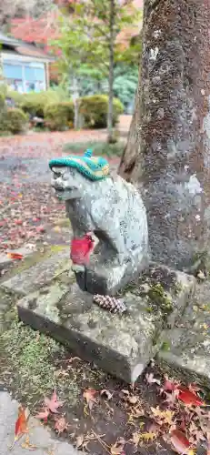 青麻神社の狛犬