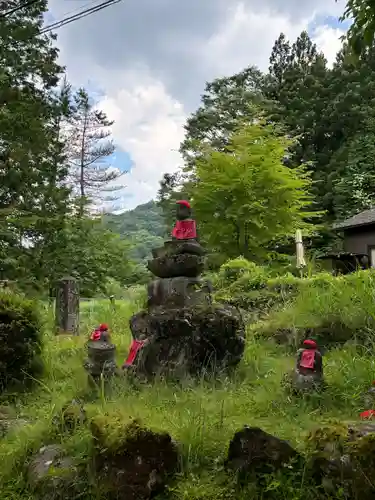 慈雲寺（並び地蔵　化け地蔵）(栃木県)