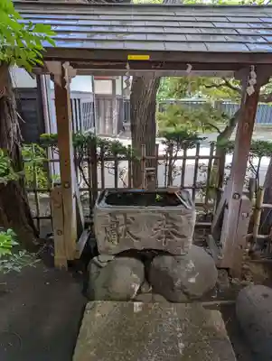 古地老稲荷神社の手水舎