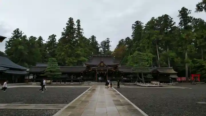 多賀大社の本殿・本堂