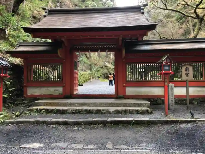 貴船神社奥宮の山門・神門