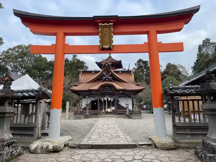 柏原八幡宮の鳥居